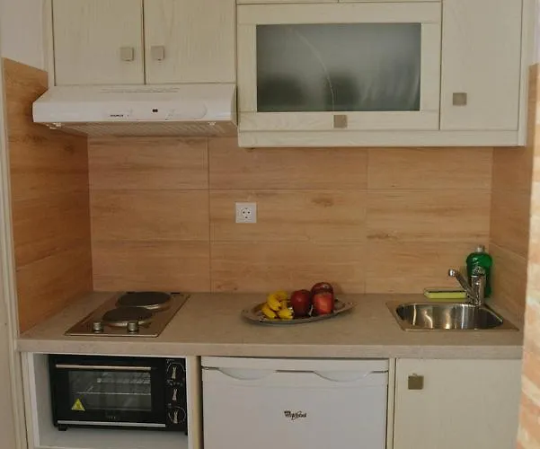 بيت ضيافة Sunshine Naxos City